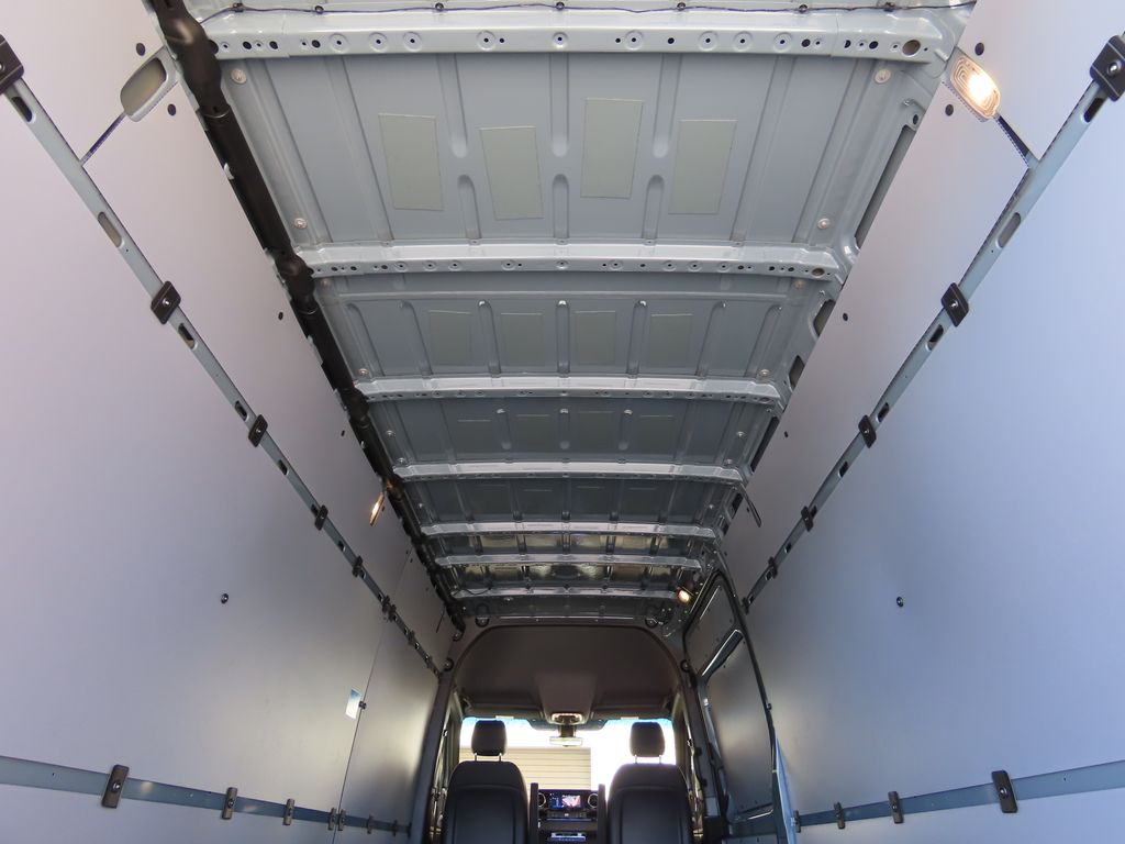 Thumbnail: 2026 Mercedes-Benz Sprinter - 31