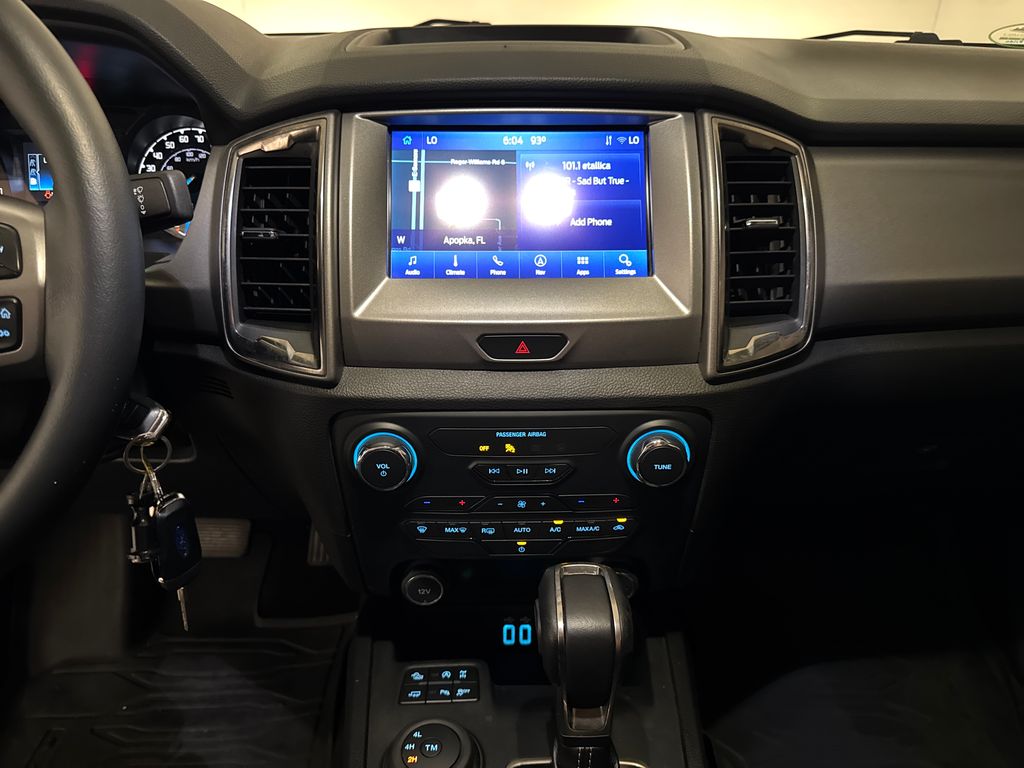 Used 2021 White Ford XLT image 21