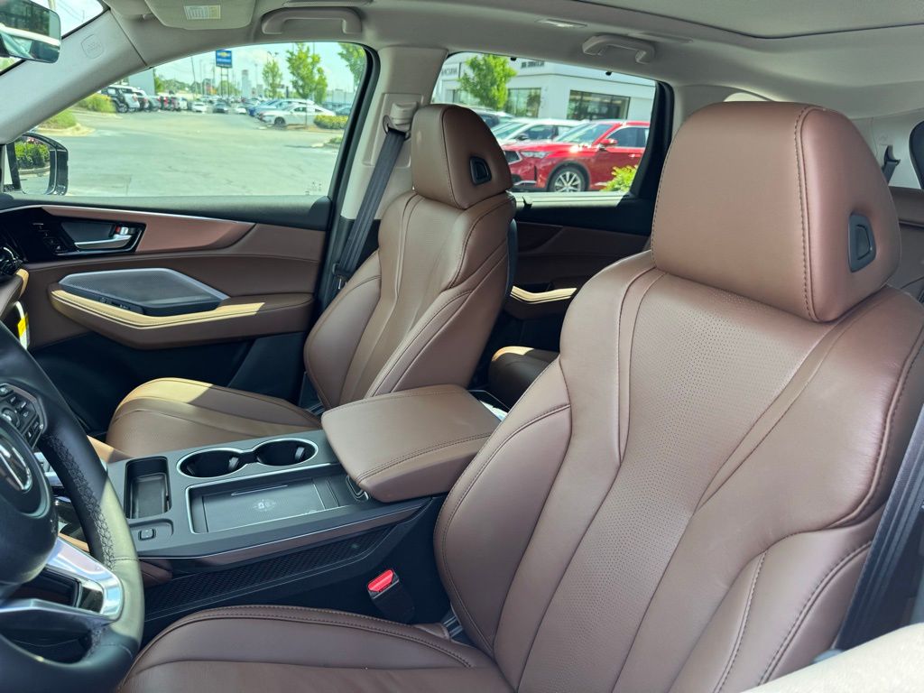 2025 Acura MDX Technology photo 8