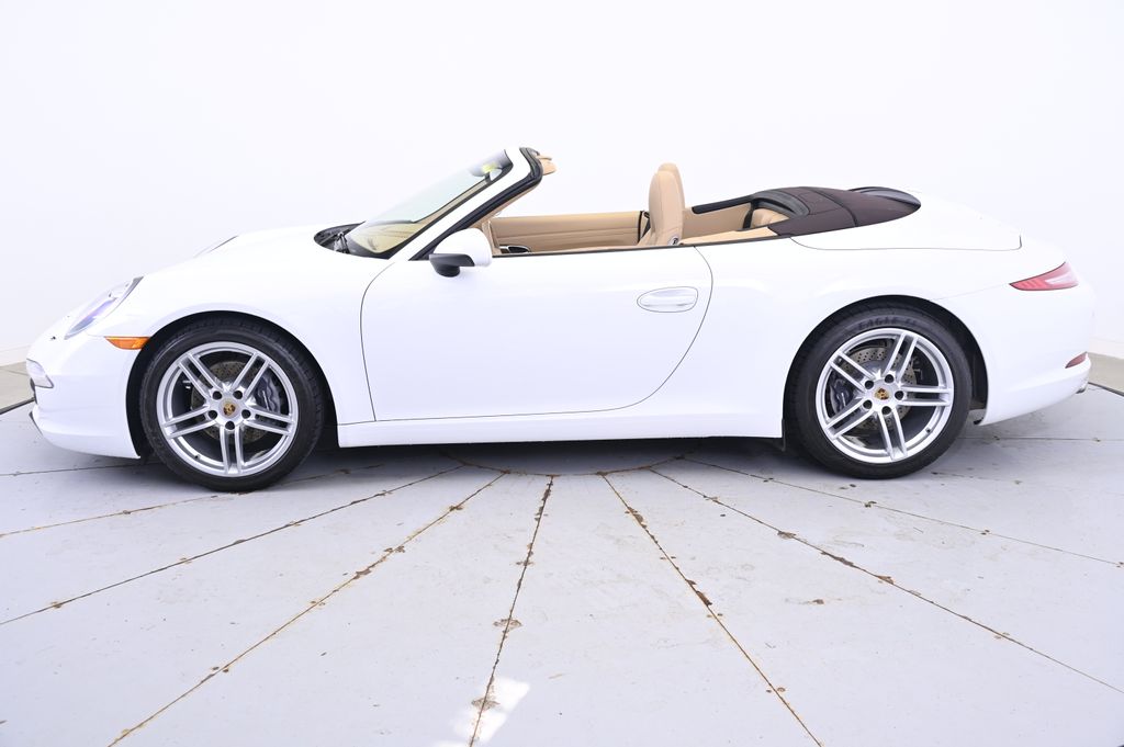 Thumbnail: 2015 Porsche 911 - 2