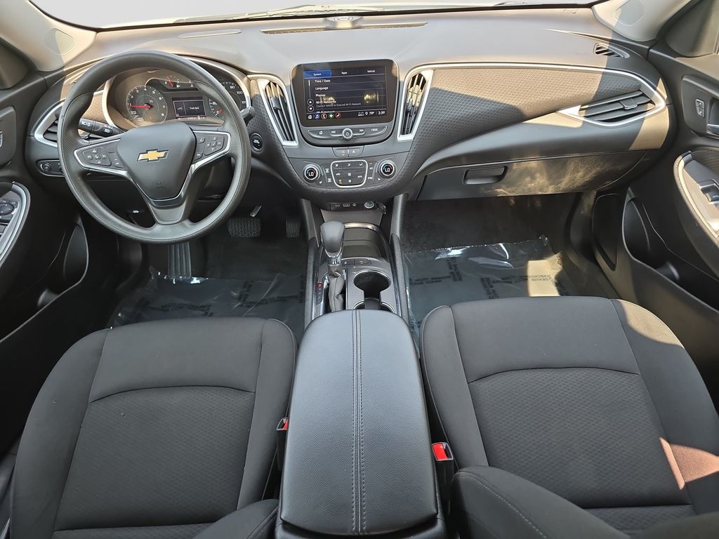 Used 2025 Chevrolet Malibu Sedan