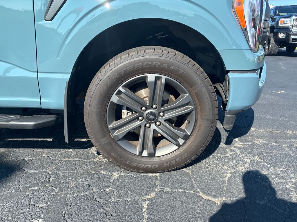 2023 Ford F-150 XLT - 8