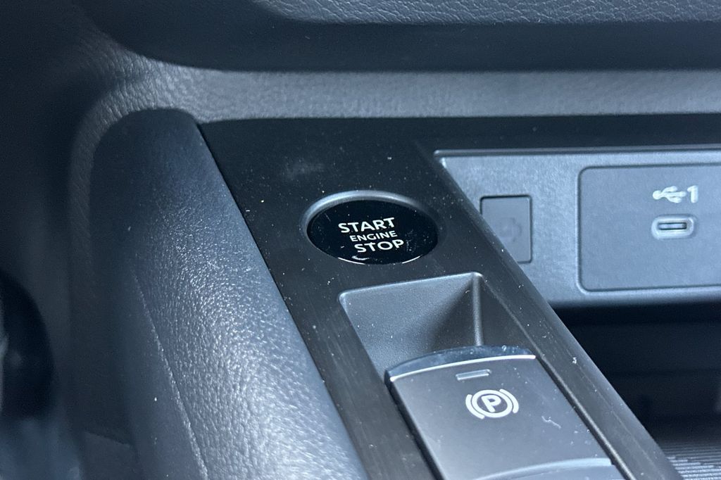 2026 Nissan KICKS SV - Photo 18