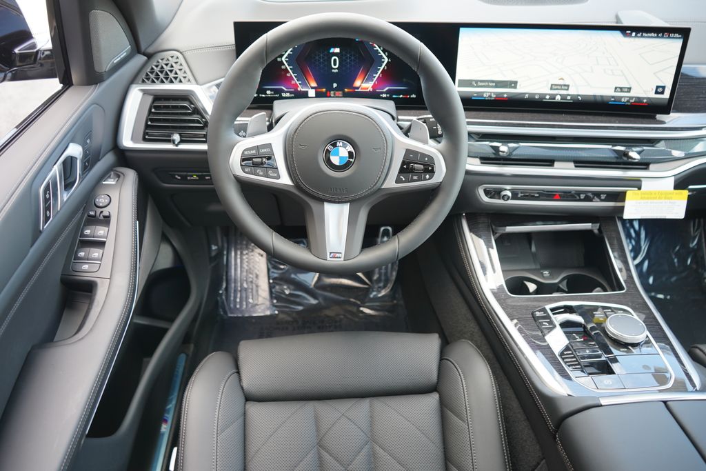 Thumbnail: 2026 BMW X5 - 15