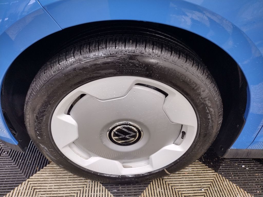 2025 Volkswagen ID. Buzz photo 4