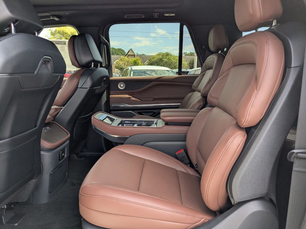 2025 Lincoln Navigator Reserve L