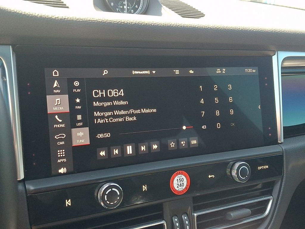 Thumbnail: 2024 Porsche Macan - 20