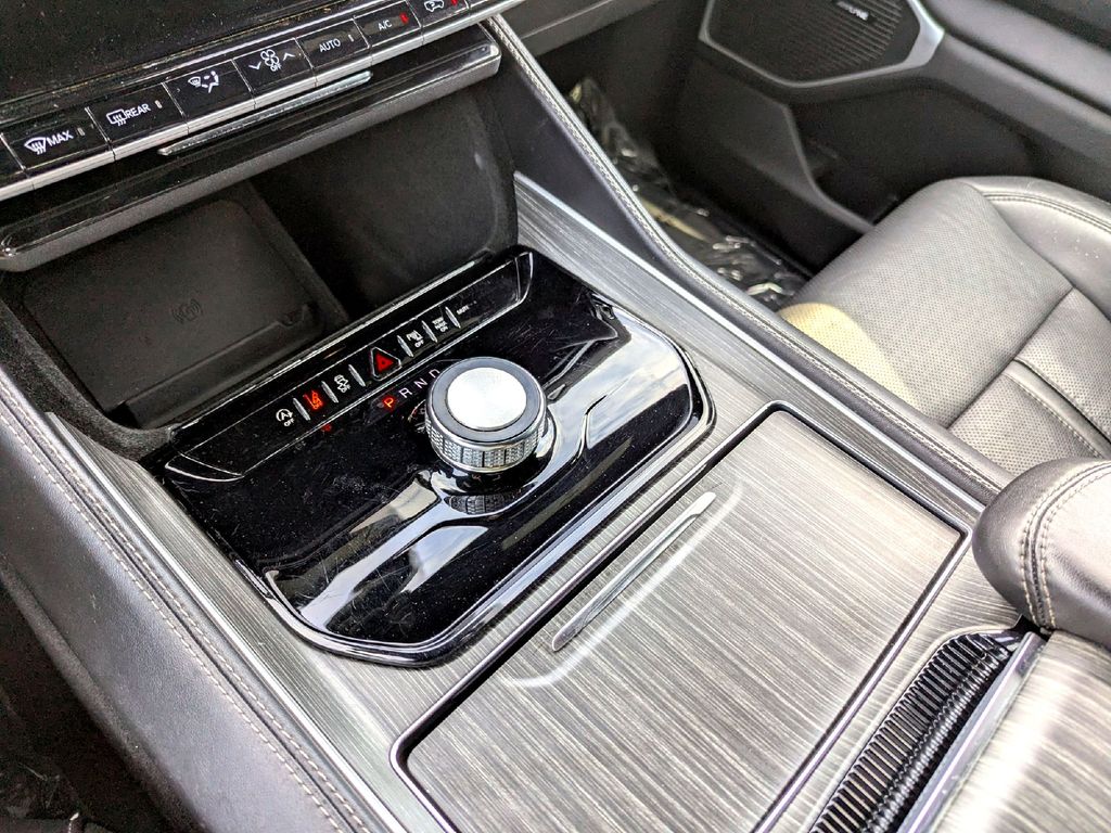 Used Car 2023 Jeep Wagoneer  Series Ii For Sale Under $40,000 In Taylor, Texas