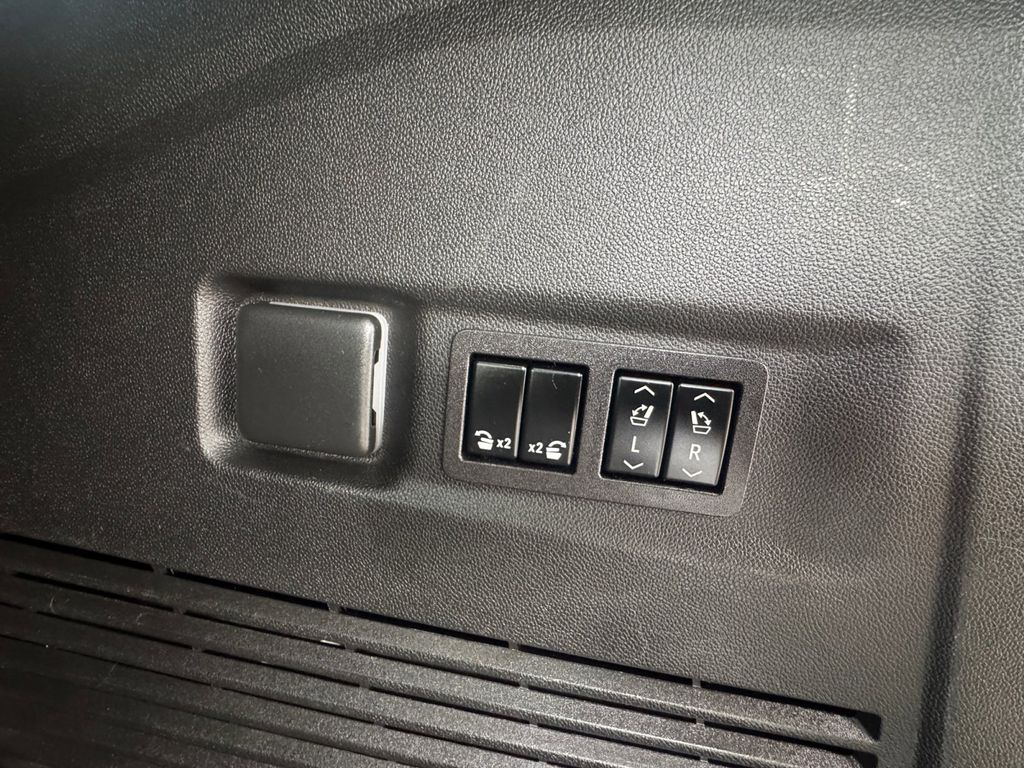 Used Car 2023 Chevrolet Suburban  Premier For Sale Under $50,000 In Round Rock, Texas