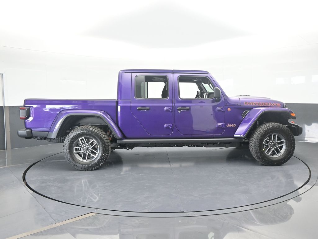 New 2026 reign Jeep Mojave image 7