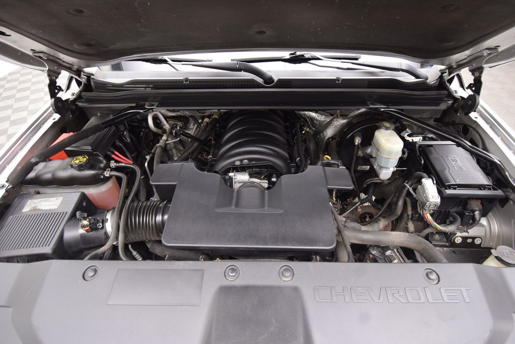 used 2016 Chevrolet Suburban car, priced at $11,000