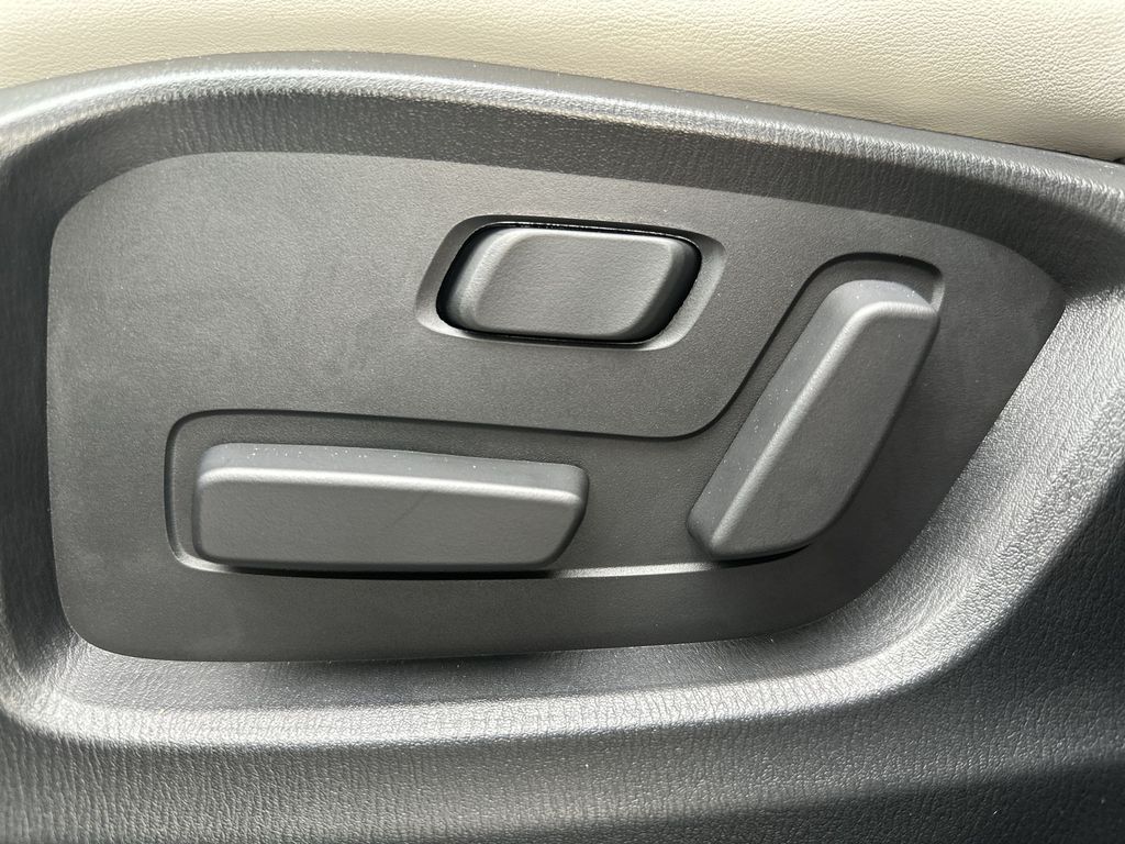 2025 Mazda CX-5 2.5 S Premium Plus Package - 11