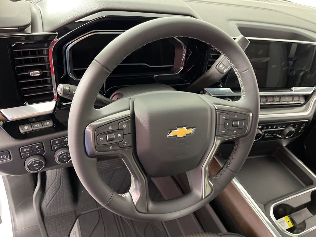 Thumbnail: 2025 Chevrolet Silverado 2500 - 28