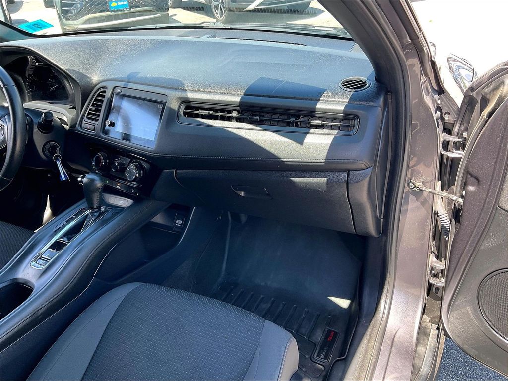 2021 Honda HR-V — photo 12