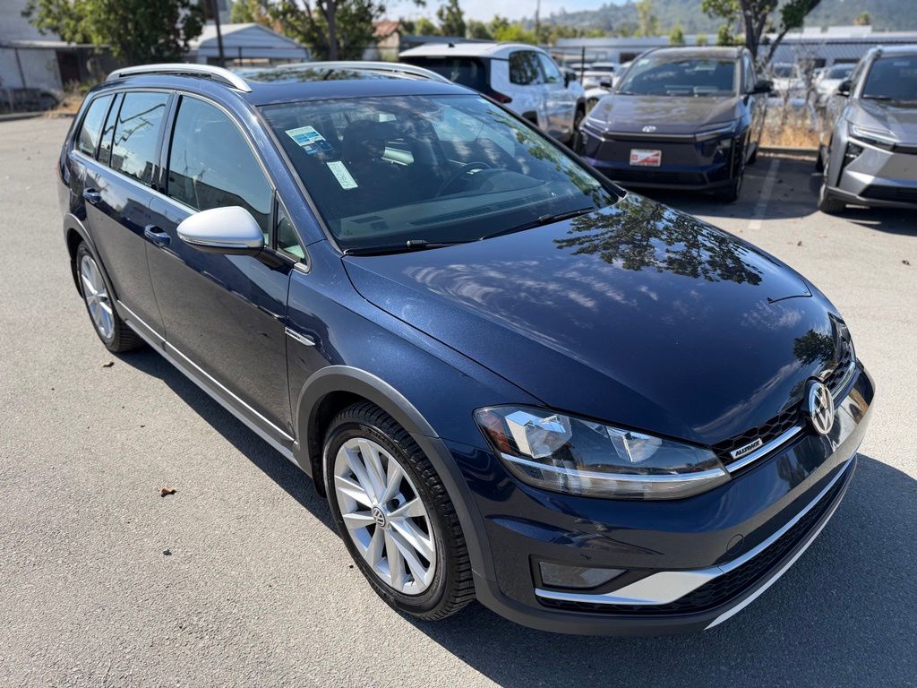 Used 2018 Volkswagen Golf Alltrack Wagon