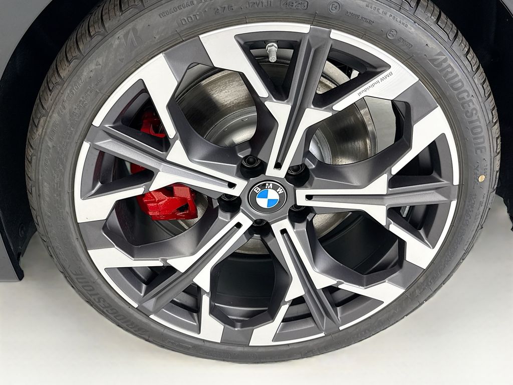 Thumbnail: 2026 BMW 3 Series - 30