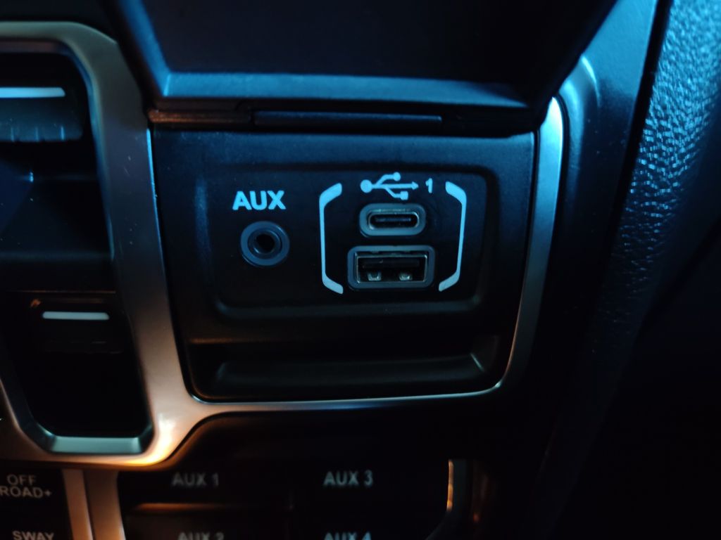 Used Car 2021 Jeep Gladiator  Rubicon For Sale Under $35,000 In Austin, Texas