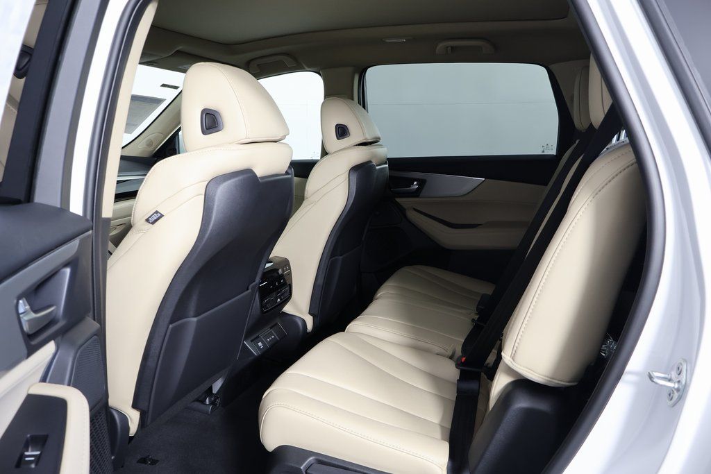 Thumbnail: 2026 Acura MDX - 5