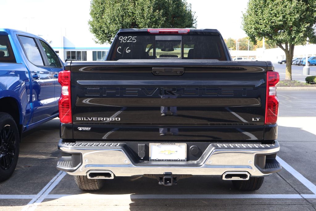 Thumbnail: 2026 Chevrolet Silverado 1500 - 6