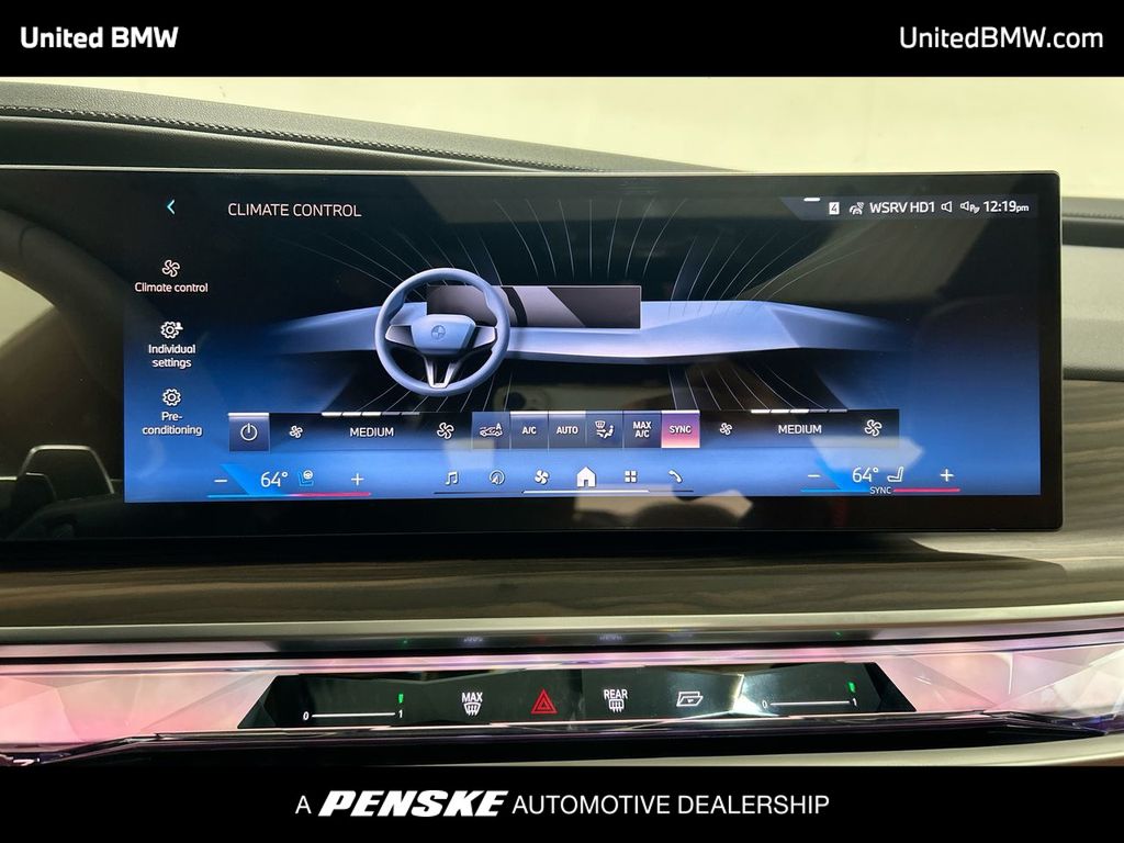 Thumbnail: 2025 BMW 7 Series - 19