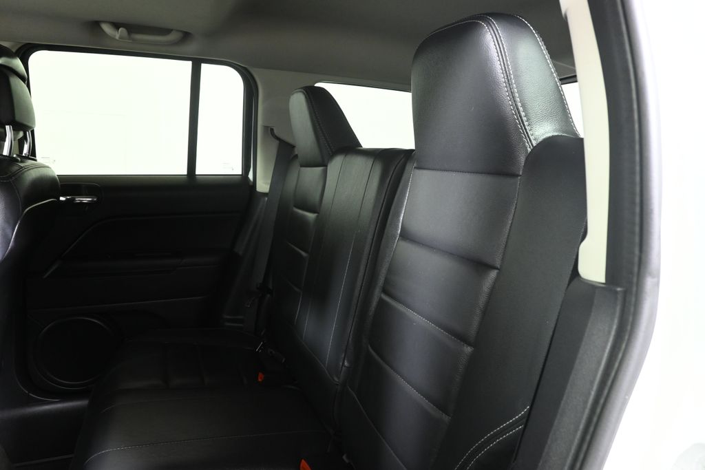 Thumbnail: 2016 Jeep Patriot - 6