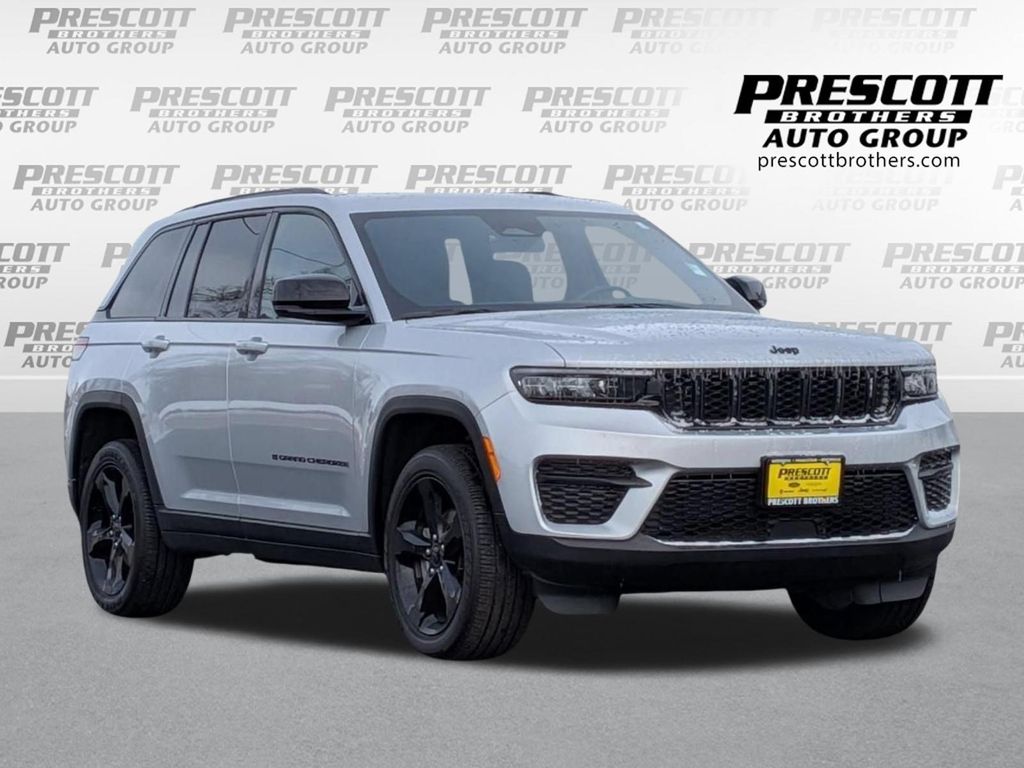 2024 Jeep Grand Cherokee Altitude X
