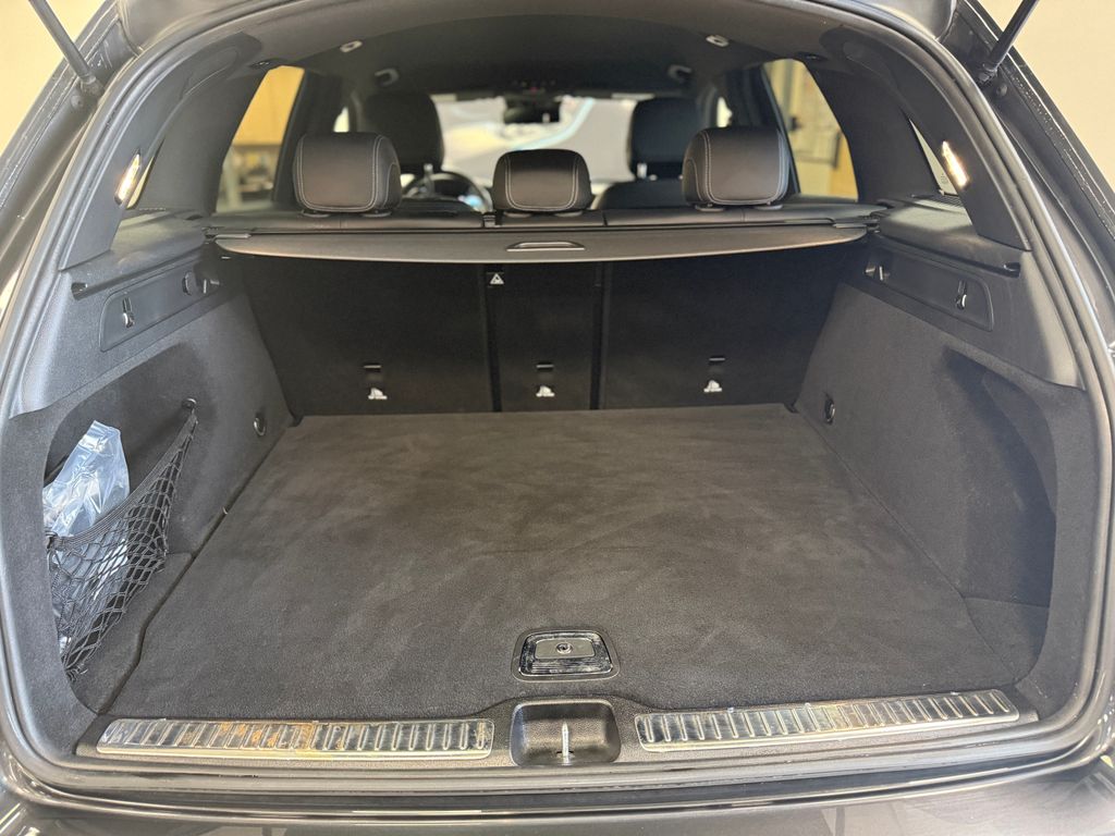 Thumbnail: 2022 Mercedes-Benz GLC - 19