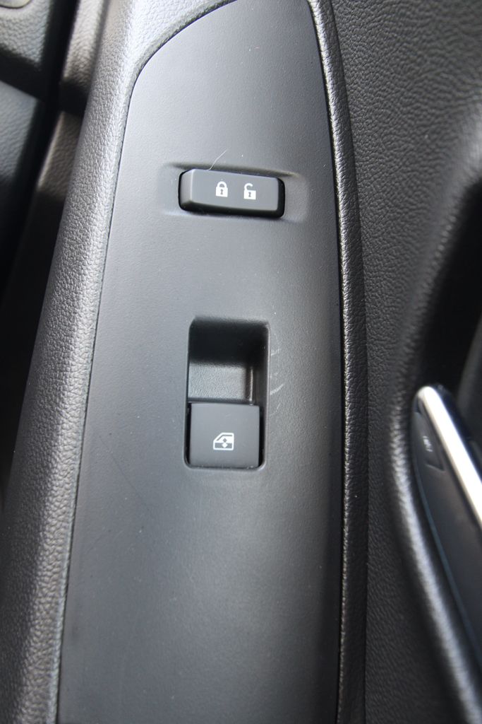 Used 2022 Chevrolet Trax SUV