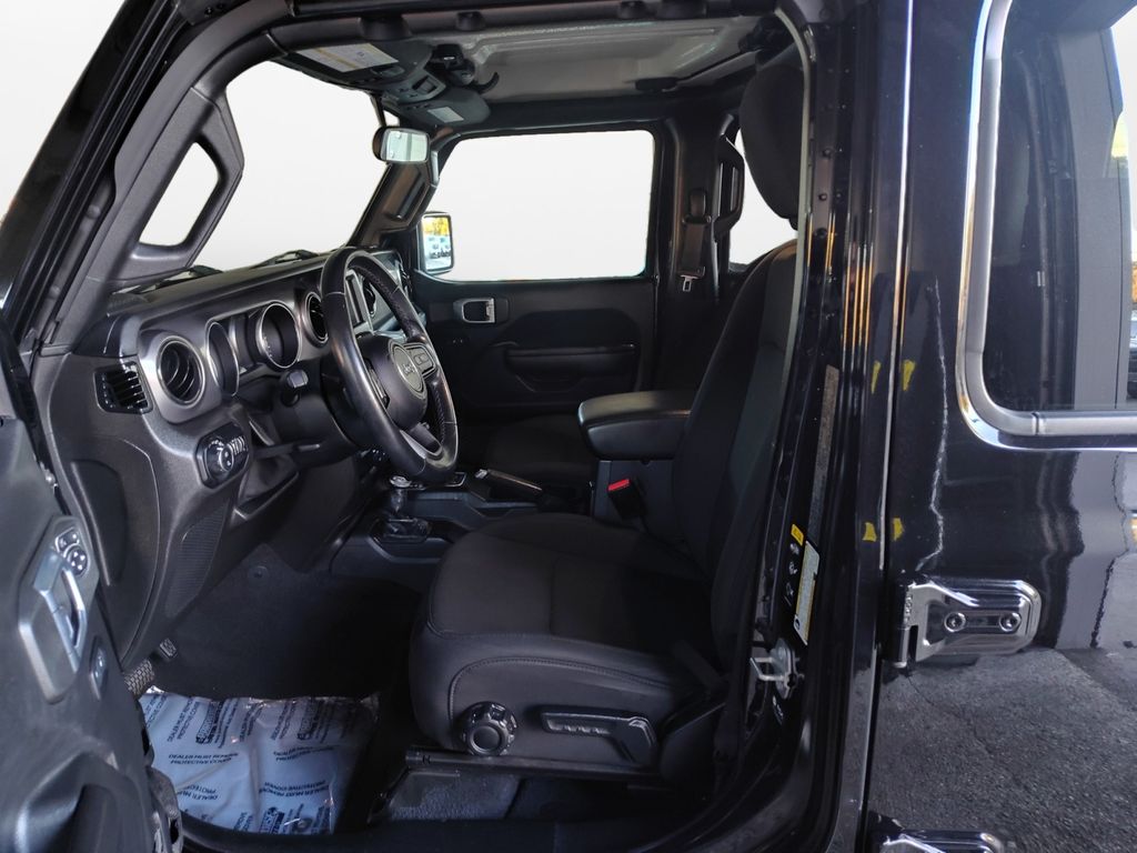 Used Car 2021 Jeep Gladiator  Sport For Sale Under $30,000 In Austin, Texas