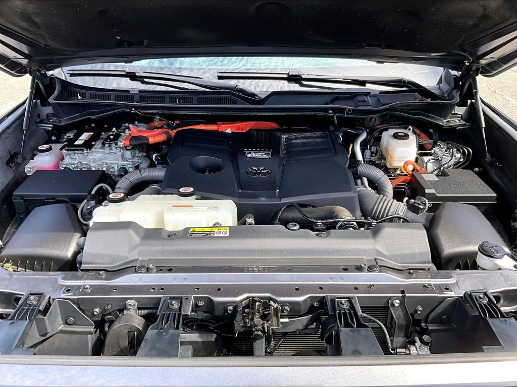 2023 Toyota Tundra Hybrid — photo 30