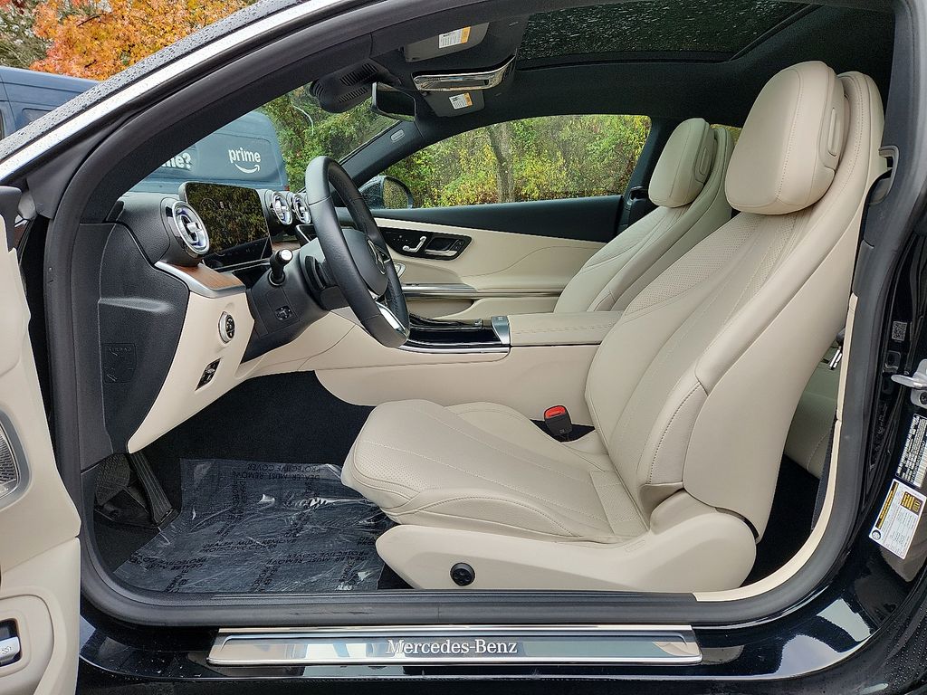 Thumbnail: 2025 Mercedes-Benz CLE - 13