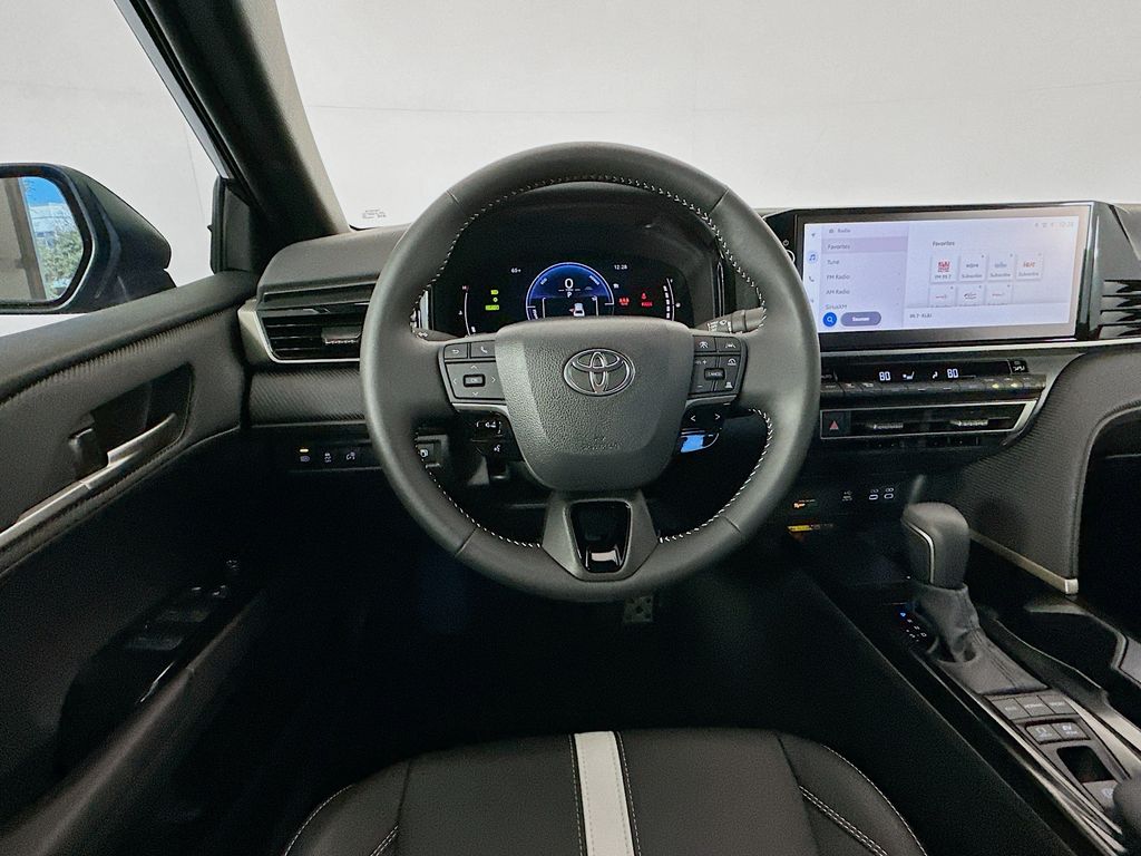 Thumbnail: 2025 Toyota Camry - 21