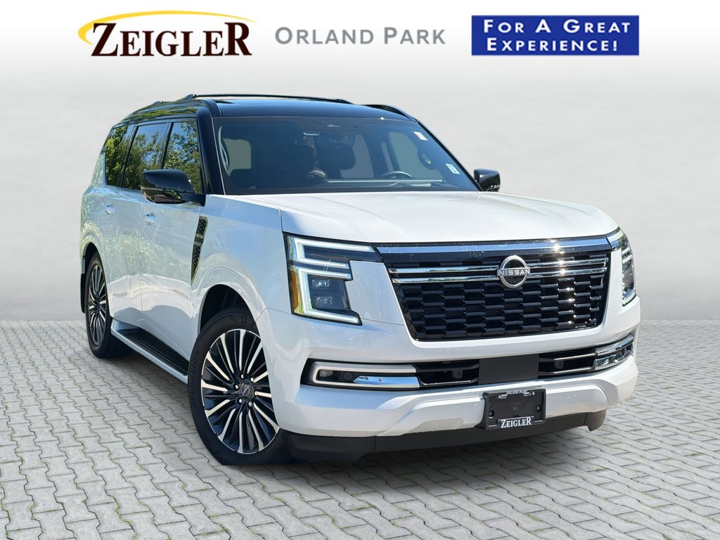 Everest White Pearl Tricoat/Super Black 2025 Nissan Armada Platinum Reserve 4WD SUV / Crossover Four-Wheel Drive 9-Speed Automatic