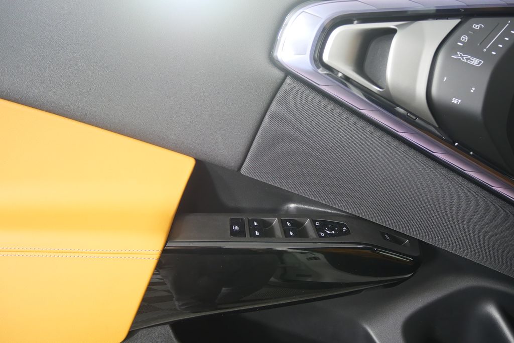 Thumbnail: 2026 BMW X3 - 9