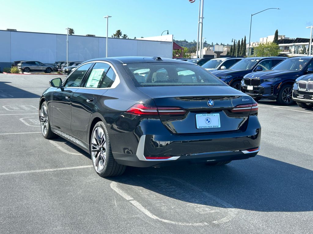 2025 BMW 5 Series 530i 3