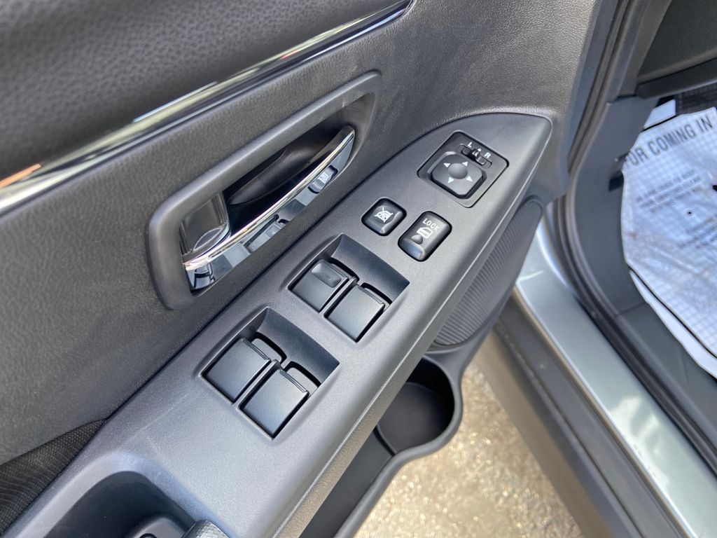 2026 Mitsubishi Outlander Sport 2.0 ES Black at Auto Express Mitsubishi