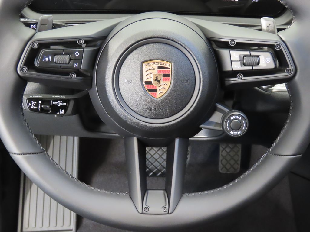 Thumbnail: 2026 Porsche Cayenne - 18