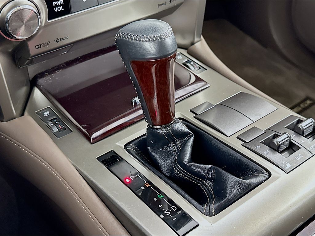 2017 Lexus GX 460 17