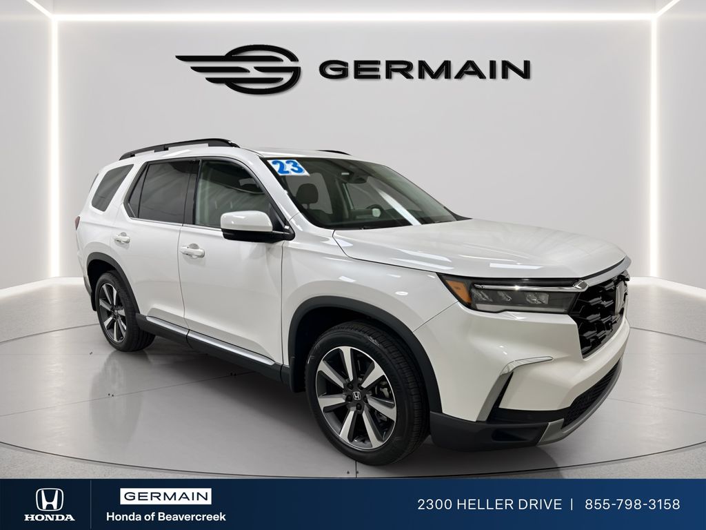 Platinum White Pearl 2023 Honda Pilot Touring AWD SUV / Crossover All-Wheel Drive Automatic