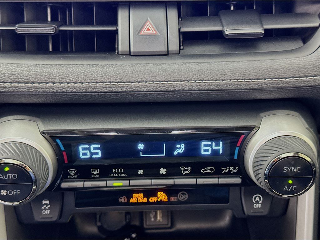 Used Car 2024 Toyota Rav4  Xle For Sale Under $30,000 In Austin, Texas