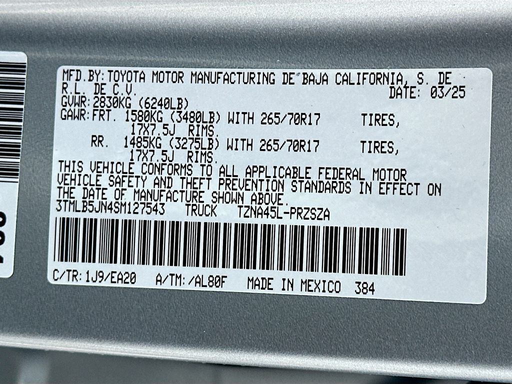 2025 Toyota Tacoma TRD Off-Road 22