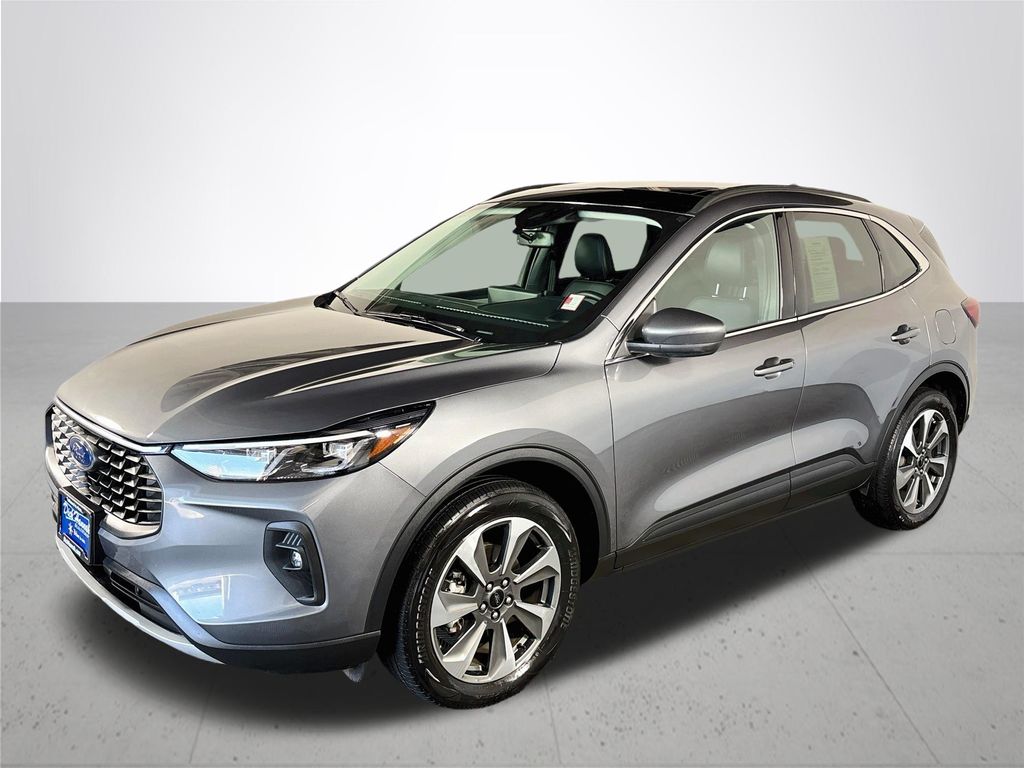 2025 Ford Escape Platinum