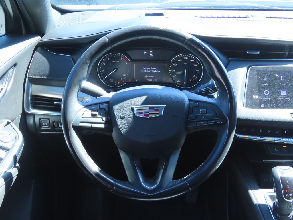 Thumbnail: 2019 Cadillac XT4 - 6