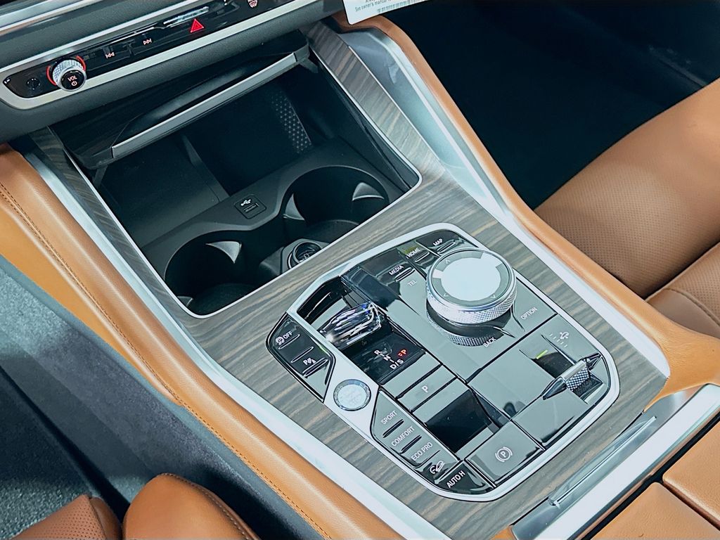 Thumbnail: 2026 BMW X6 - 15