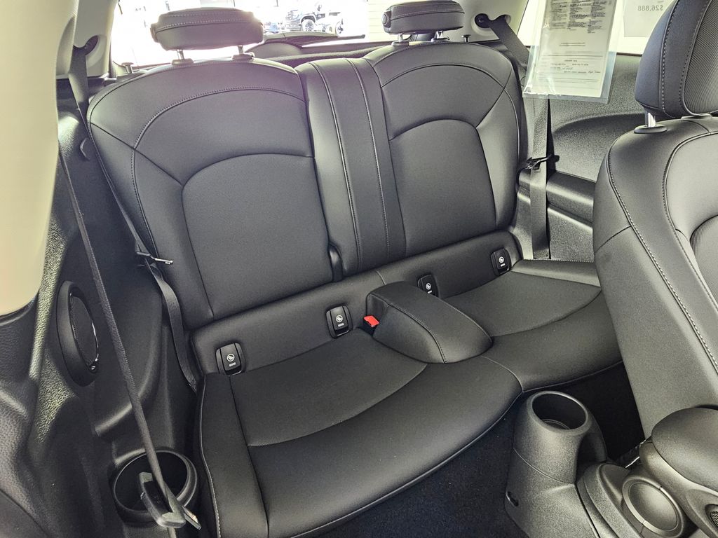 Thumbnail: 2024 MINI Cooper - 21