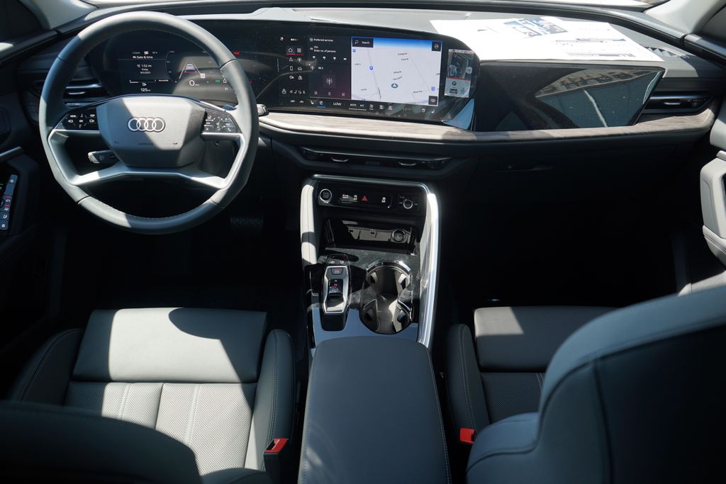 Thumbnail: 2025 Audi Q5 - 8