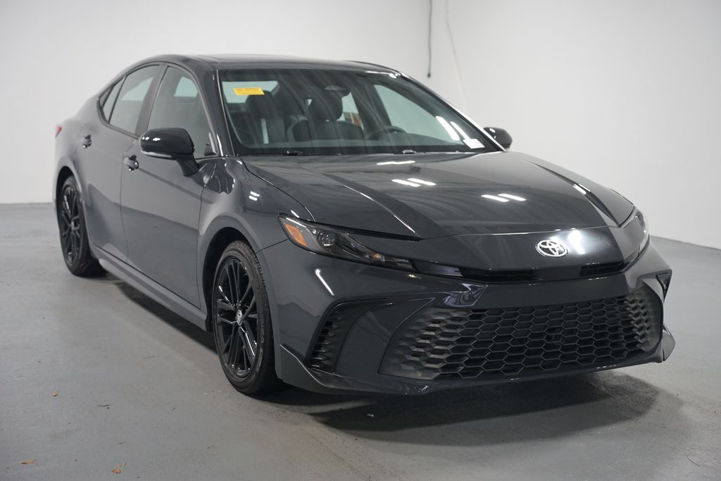 Thumbnail: 2025 Toyota Camry - 3