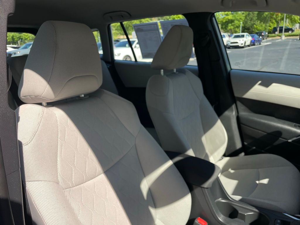 2022 Toyota Corolla Cross L 31