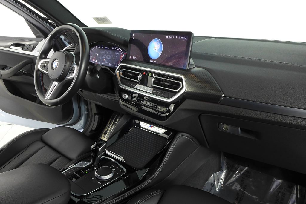 Thumbnail: 2023 BMW X4 - 20