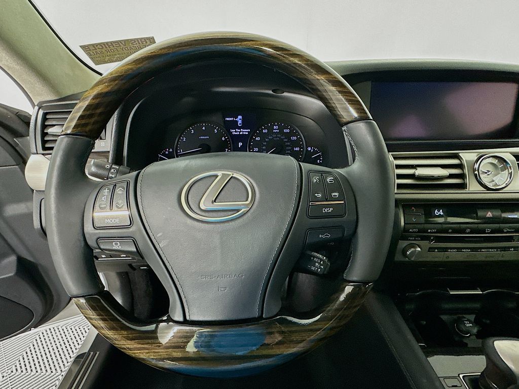 Thumbnail: 2016 Lexus LS - 11